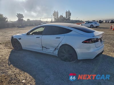 Drugie zdjęcie samochodu z przodu: 2022 TESLA MODEL S VIN:5YJSA1E64NF496616 - miniatura