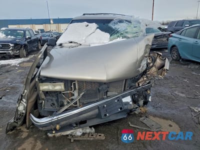 Piąte zdjęcie samochodu w środku: 1999 CHEVROLET TAHOE K1500 VIN:1GNEK13R4XJ460340 - miniatura