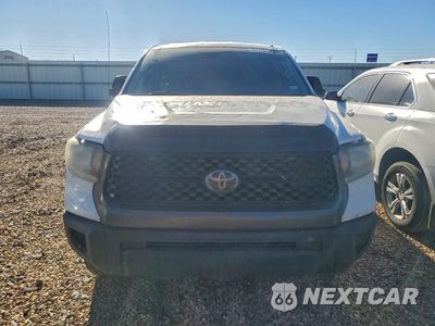 Piąte zdjęcie samochodu w środku: 2018 TOYOTA TUNDRA DOUBLE CAB SR VIN:5TFRM5F19JX132434 - miniatura