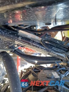 Zdjęcie 10 z 11 samochodu: 2018 POLARIS RZR XP 4 1000 EPS RIDE COMMAND EDITION VIN:3NSVFK991JF416142 - miniatura