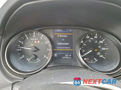 Zdjęcie 9 z 14 samochodu: 2018 NISSAN ROGUE S VIN:KNMAT2MV2JP542822 - miniatura