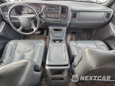 Zdjęcie 8 z 12 samochodu: 2002 CHEVROLET AVALANCHE K1500 VIN:3GNEK13T22G217633 - miniatura