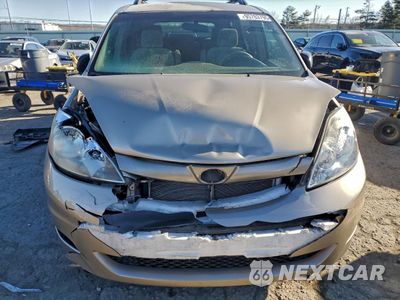 Piąte zdjęcie samochodu w środku: 2006 TOYOTA SIENNA CE VIN:5TDZA29C26S468296 - miniatura