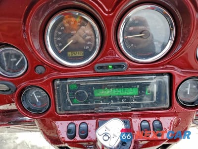 Zdjęcie 7 z 9 samochodu: 2007 HARLEY-DAVIDSON FLHTCUI VIN:1HD1FC4157Y617413 - miniatura