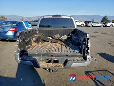 Zdjęcie 6 z 11 samochodu: 2017 TOYOTA TACOMA LIMITED VIN:3TMEZ5CN2HM037186 - miniatura