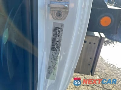 Zdjęcie 10 z 11 samochodu: 2019 RAM 5500 - TRUCKS DELIVERY TRUCK VIN:3C7WRMDL9KG531615 - miniatura