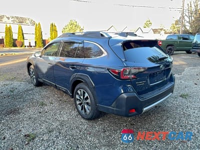 Trzecie zdjęcie samochodu z tyłu: 2023 SUBARU OUTBACK TOURING VIN:4S4BTAPC0P3103090 - miniatura