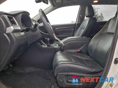 Zdjęcie 7 z 15 samochodu: 2015 TOYOTA HIGHLANDER HYBRID LIMITED VIN:5TDDCRFHXFS012740 - miniatura