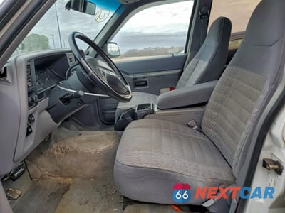 Zdjęcie 7 z 13 samochodu: 1993 FORD EXPLORER VIN:1FMDU34X2PUC39921 - miniatura