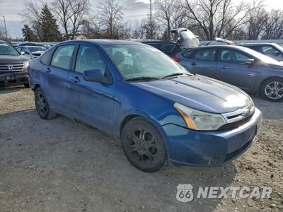 Czwarte zdjęcie samochodu z boku: 2009 FORD FOCUS SES VIN:1FAHP36N49W229770 - miniatura