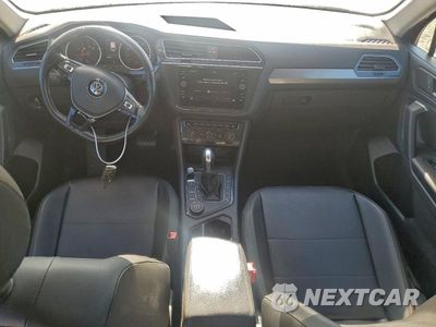 Zdjęcie 8 z 13 samochodu: 2019 VOLKSWAGEN TIGUAN SE VIN:3VV2B7AX0KM113374 - miniatura