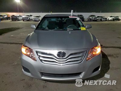 Piąte zdjęcie samochodu w środku: 2010 TOYOTA CAMRY BASE VIN:JTNBF3EK4A3003823 - miniatura