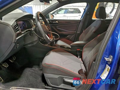 Zdjęcie 7 z 11 samochodu: 2024 VOLKSWAGEN JETTA 40TH ANNIVERSARY VIN:3VW8T7BU9RM015042 - miniatura