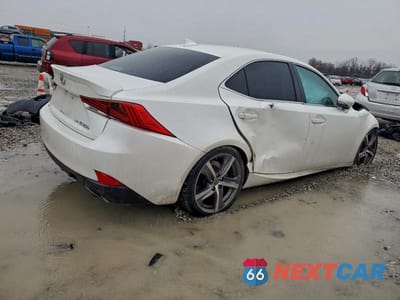 Trzecie zdjęcie samochodu z tyłu: 2017 LEXUS IS 300 BASE VIN:JTHCM1D27H5016941 - miniatura