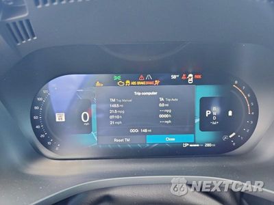 Zdjęcie 9 z 13 samochodu: 2026 VOLVO XC60 PLUS VIN:YV4M12RC7T1330978 - miniatura