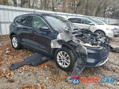 Czwarte zdjęcie samochodu z boku: 2021 FORD ESCAPE SE VIN:1FMCU0G64MUA61387 - miniatura