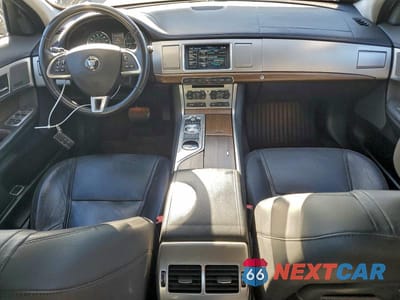 Zdjęcie 8 z 12 samochodu: 2015 JAGUAR XF 2.0T PREMIUM VIN:SAJWA0FS7FPU83374 - miniatura