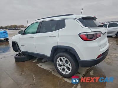 Drugie zdjęcie samochodu z przodu: 2025 JEEP COMPASS LATITUDE VIN:3C4NJDBN9ST560639 - miniatura