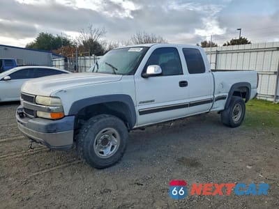 2002 CHEVROLET SILVERADO C2500 HEAVY DUTY 1GCHC29U02E236715 - główne zdjęcie licytacji z USA - miniatura
