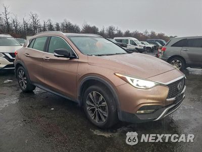 Czwarte zdjęcie samochodu z boku: 2018 INFINITI QX30 PURE VIN:SJKCH5CRXJA002375 - miniatura