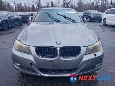 Piąte zdjęcie samochodu w środku: 2009 BMW 328 XI SULEV VIN:WBAPK53539A644156 - miniatura