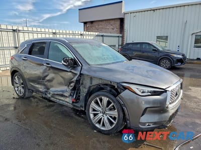 Czwarte zdjęcie samochodu z boku: 2020 INFINITI QX50 PURE VIN:3PCAJ5M19LF117826 - miniatura