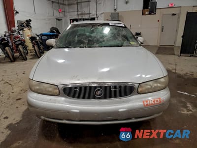 Piąte zdjęcie samochodu w środku: 2000 BUICK CENTURY CUSTOM VIN:2G4WS52J8Y1206377 - miniatura
