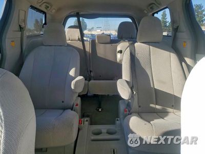 Zdjęcie 10 z 16 samochodu: 2013 TOYOTA SIENNA LE VIN:5TDKK3DC3DS343834 - miniatura
