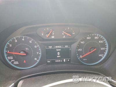 Zdjęcie 9 z 14 samochodu: 2018 CHEVROLET EQUINOX LT VIN:2GNAXKEX2J6152377 - miniatura