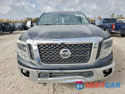 Piąte zdjęcie samochodu w środku: 2016 NISSAN TITAN XD SL VIN:1N6AA1F21GN508326 - miniatura
