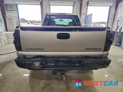 Zdjęcie 6 z 13 samochodu: 2002 CHEVROLET SILVERADO K1500 VIN:2GCEK19T921330150 - miniatura