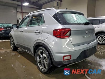 Drugie zdjęcie samochodu z przodu: 2022 HYUNDAI VENUE SEL VIN:KMHRC8A33NU149343 - miniatura