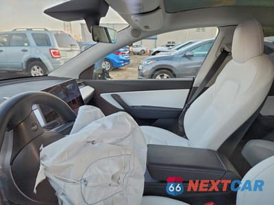 Zdjęcie 9 z 12 samochodu: 2022 TESLA MODEL Y VIN:7SAYGDEF0NF441965 - miniatura