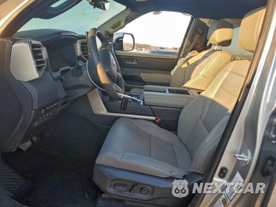 Zdjęcie 7 z 15 samochodu: 2025 TOYOTA TUNDRA CREWMAX LIMITED VIN:5TFJA5DB0SX264579 - miniatura