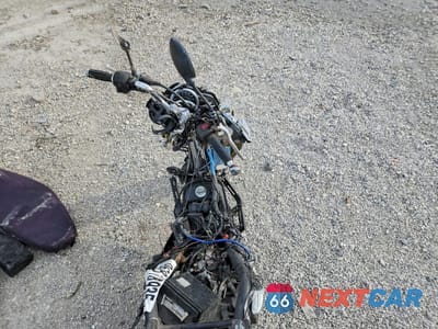 Zdjęcie 6 z 10 samochodu: 2017 HONDA PCX 150 VIN:RLHKF180XHY200771 - miniatura