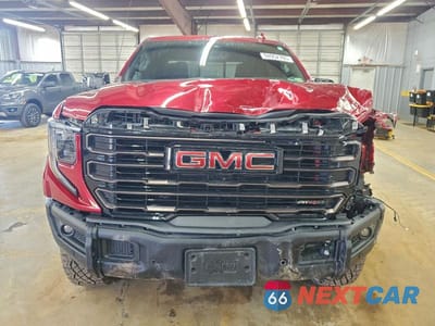 Piąte zdjęcie samochodu w środku: 2024 GMC SIERRA K1500 AT4X VIN:3GTUUFEL2RG260498 - miniatura