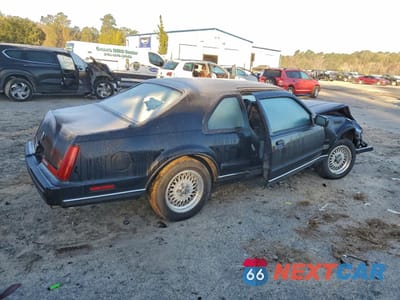 Trzecie zdjęcie samochodu z tyłu: 1990 LINCOLN MARK VII LSC VIN:1LNCM93E8LY715204 - miniatura