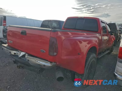 Trzecie zdjęcie samochodu z tyłu: 2006 FORD F350 SUPER DUTY VIN:1FTWW33P46EC70752 - miniatura