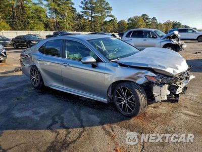 Czwarte zdjęcie samochodu z boku: 2021 TOYOTA CAMRY SE VIN:4T1G11AKXMU615182 - miniatura
