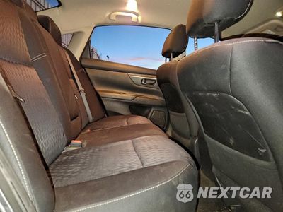 Zdjęcie 10 z 16 samochodu: 2018 NISSAN ALTIMA 2.5 VIN:1N4AL3AP4JC206565 - miniatura