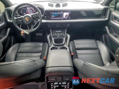 Zdjęcie 8 z 16 samochodu: 2024 PORSCHE CAYENNE COUPE VIN:WP1BA2AY5RDA51083 - miniatura