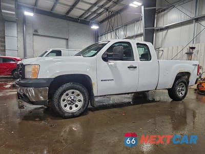 2011 GMC SIERRA K1500 1GTR2TE38BZ256942 - główne zdjęcie licytacji z USA - miniatura