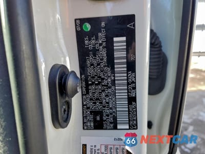 Zdjęcie 13 z 15 samochodu: 2008 LEXUS GX 470 VIN:JTJBT20X280171348 - miniatura
