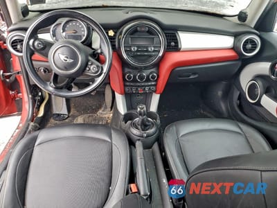 Zdjęcie 8 z 12 samochodu: 2016 MINI COOPER VIN:WMWXU1C5XG2A93835 - miniatura