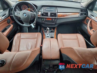 Zdjęcie 8 z 13 samochodu: 2013 BMW X5 XDRIVE35I VIN:5UXZV4C50D0B02753 - miniatura
