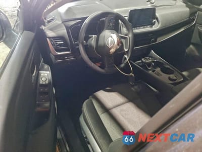 Zdjęcie 8 z 13 samochodu: 2025 NISSAN ROGUE SV VIN:5N1BT3BB0SC847579 - miniatura