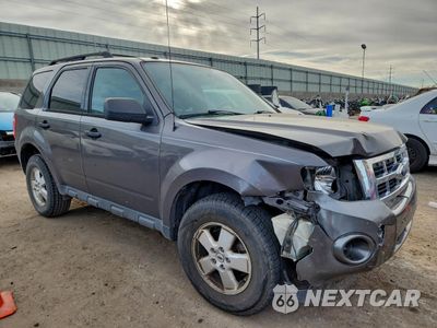 Czwarte zdjęcie samochodu z boku: 2012 FORD ESCAPE XLT VIN:1FMCU0D75CKB84042 - miniatura