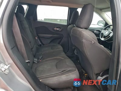 Zdjęcie 11 z 13 samochodu: 2016 JEEP CHEROKEE LATITUDE VIN:1C4PJMCS9GW253728 - miniatura