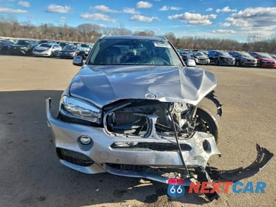 Piąte zdjęcie samochodu w środku: 2018 BMW X5 XDRIVE50I VIN:5UXKR6C59JL080115 - miniatura