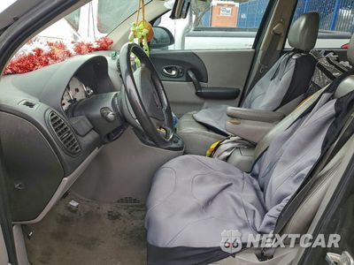 Zdjęcie 7 z 14 samochodu: 2004 SATURN VUE VIN:5GZCZ53484S823413 - miniatura